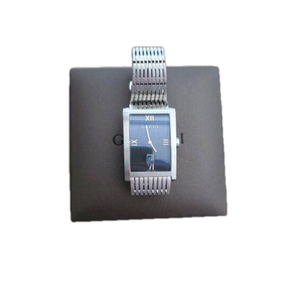 Gucci Men's Silver Timepieces 3 ATM 8600M Stainless Steel Water Resistant Watch - Picture 2 of 11